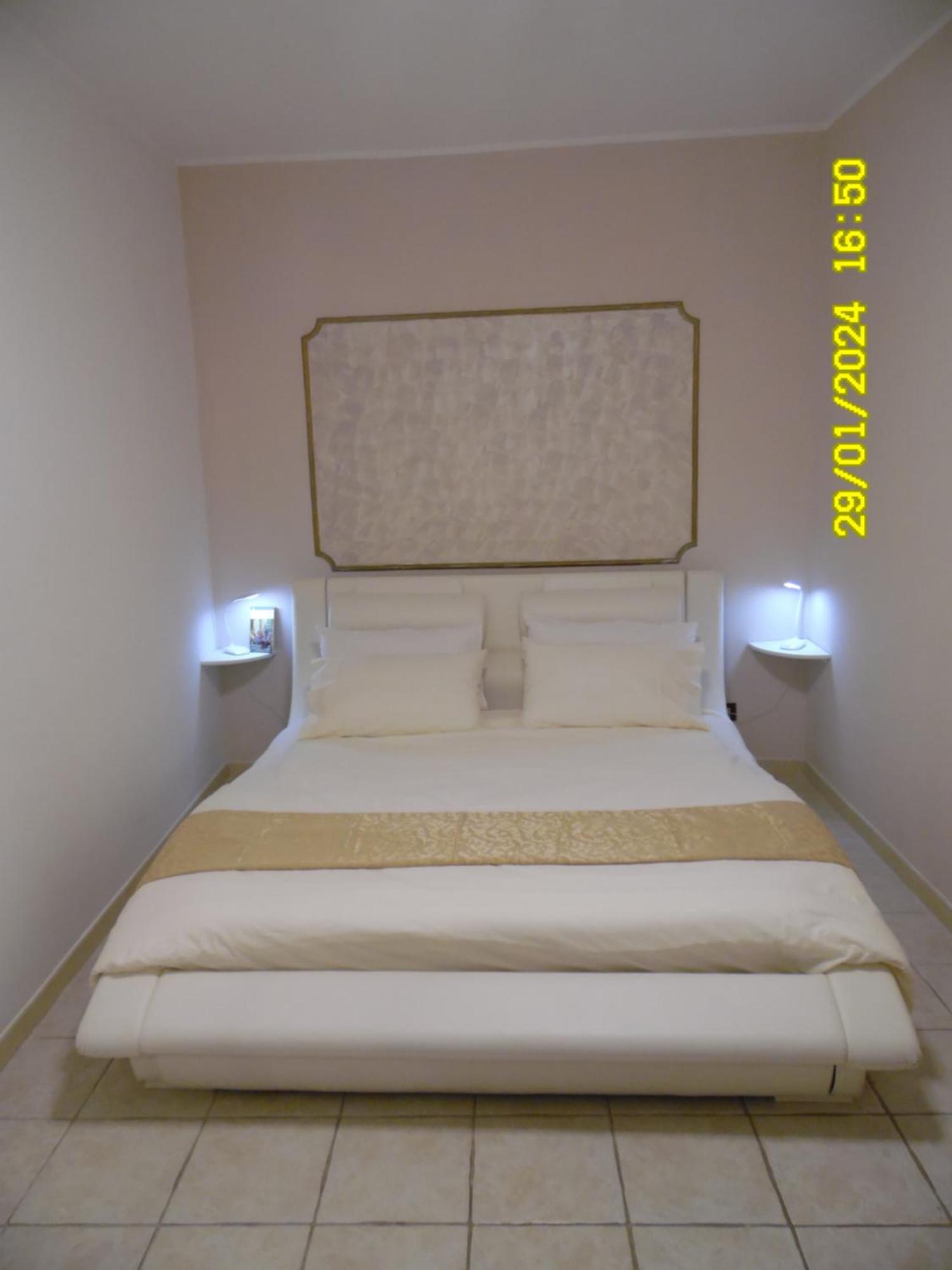 La Casa Di Giuditta - B&B Casa Vacanze - Ramacca Luaran gambar
